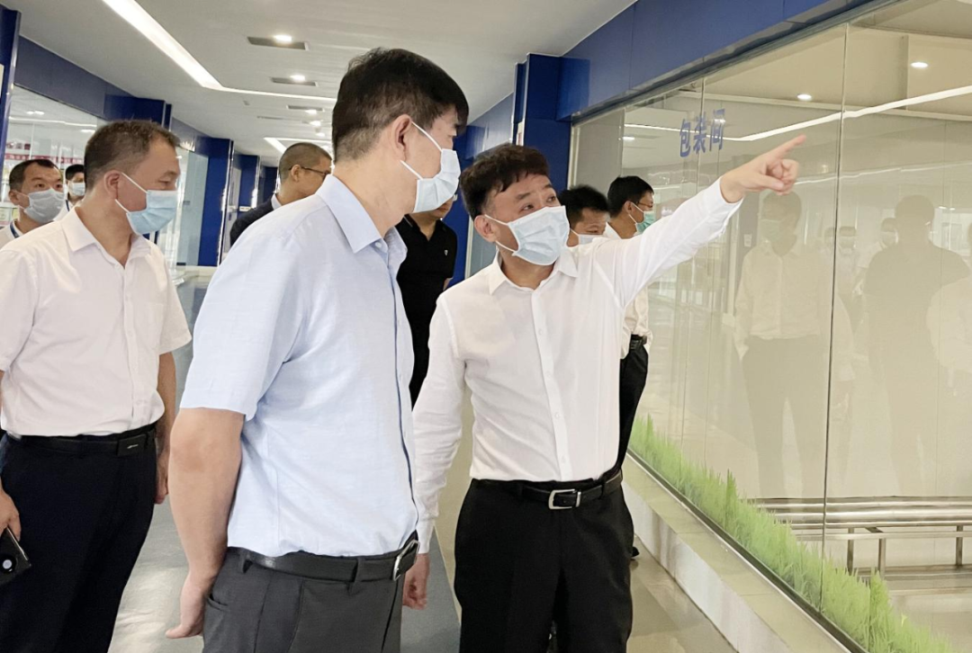 快訊丨河南省人民政府國有資產監督管理委員會副主任劉銀志蒞臨花花牛乳業集團參觀座談 快訊丨河南省人民政府國有資產監督管理委員會副主任劉銀志蒞臨花花牛乳業集團參觀座談